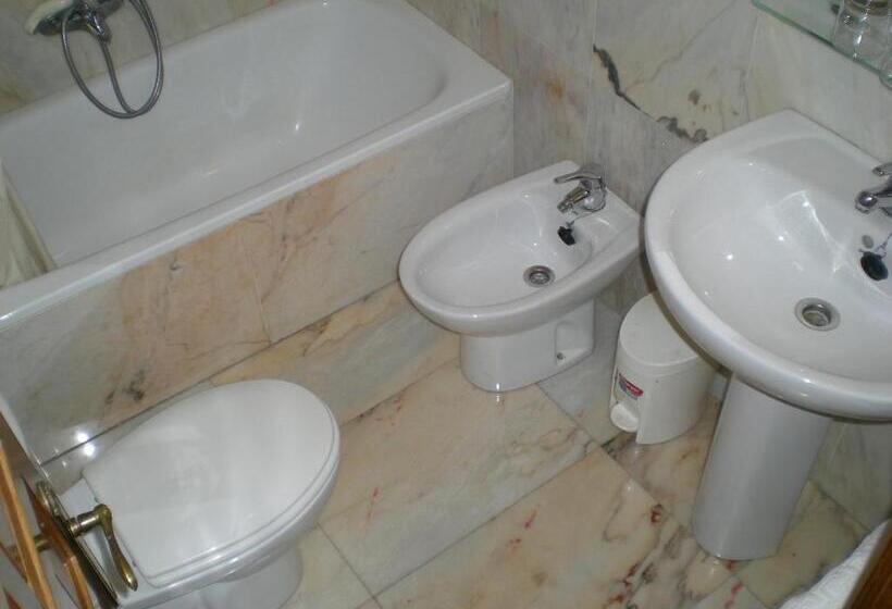 هتل روستایی Puerta Romeros