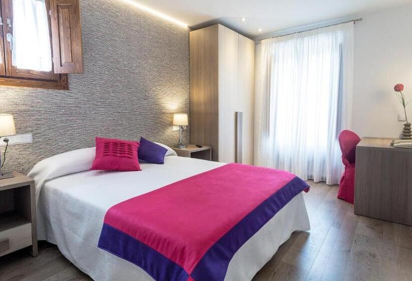 هتل روستایی Rural Auñamendi