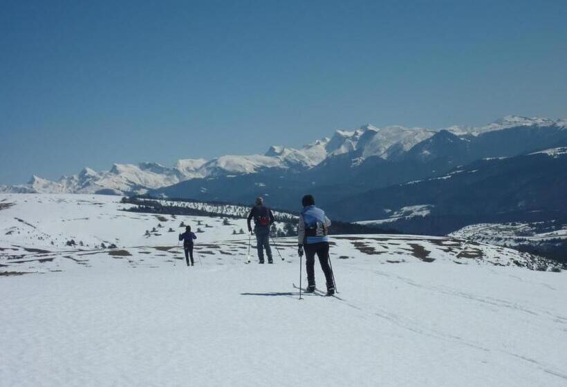 هتل روستایی Rural Auñamendi