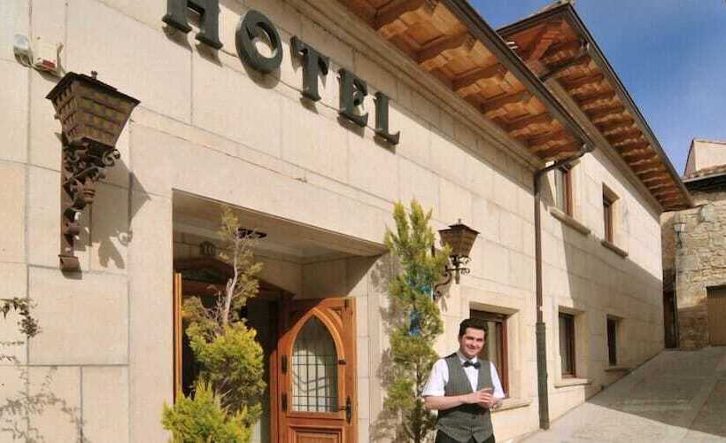 هتل Santo Domingo De Silos