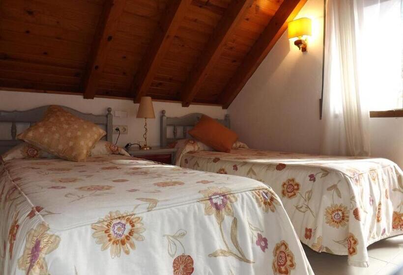 בית מלון כפרי Shadows