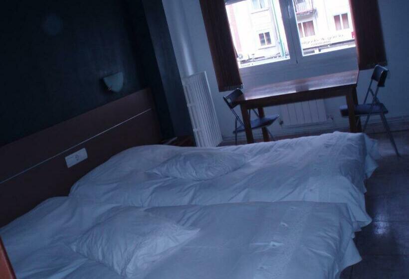 בית מלון כפרי Hostal Torres