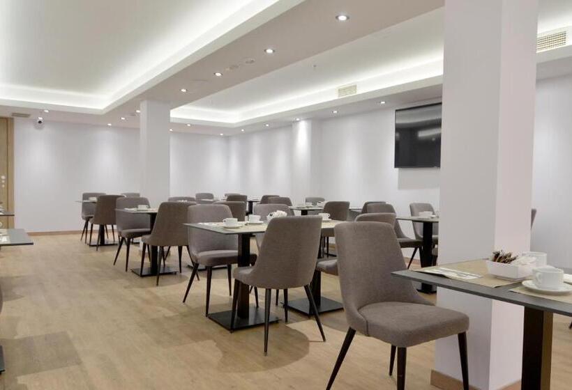 هتل Uve Marcenado