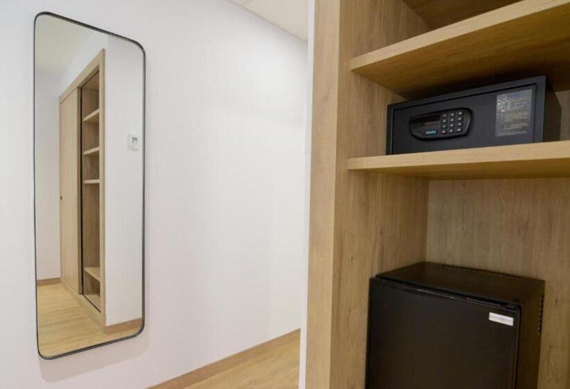 هتل Uve Marcenado