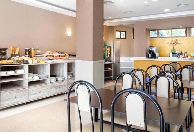 هتل Victoria Valdemoro