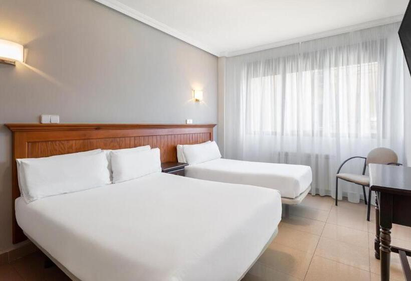 هتل Victoria Valdemoro