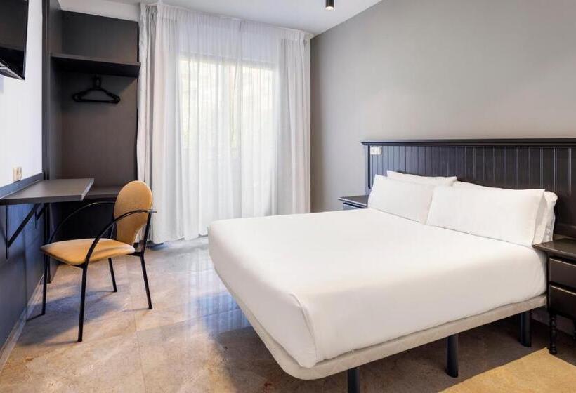 هتل Victoria Valdemoro