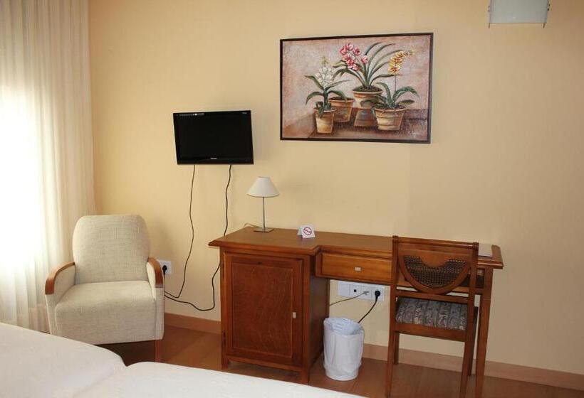 فندق Villa De Larraga