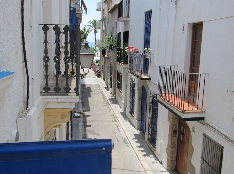 펜션 Elite Hotel   Gay Men Only