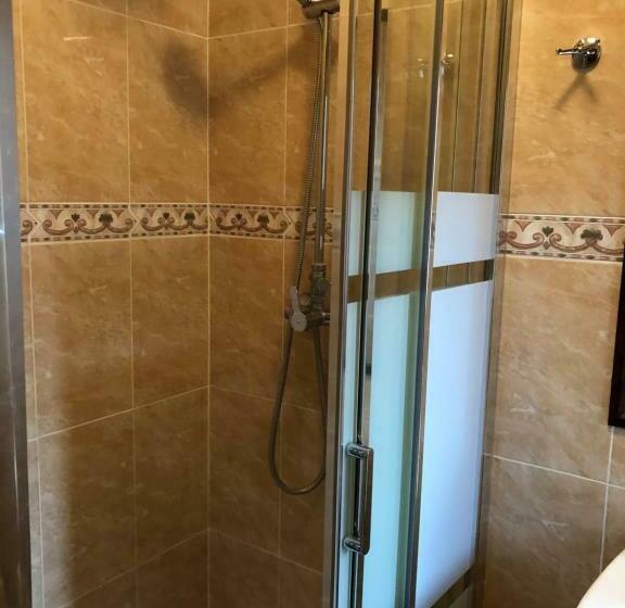 ペンション Hostal El Escudo