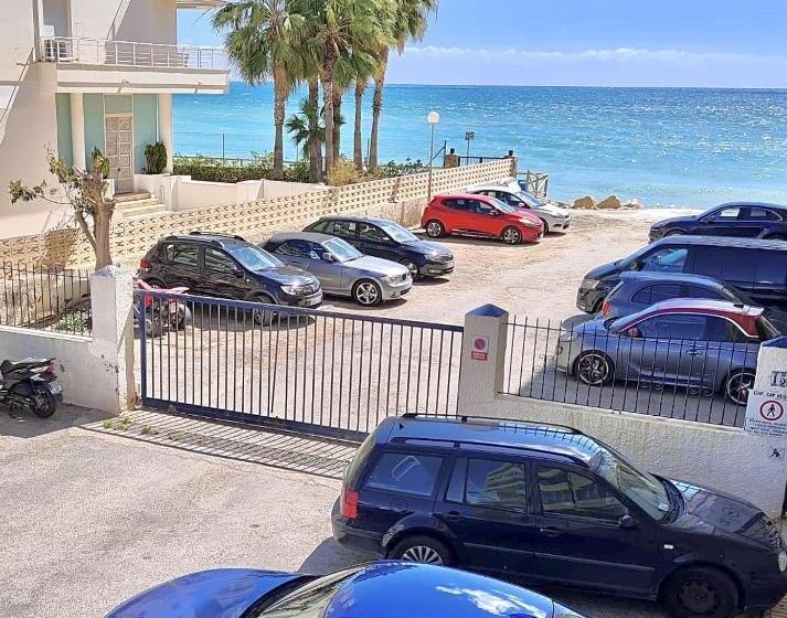 بنسيون Hostal El Trovador