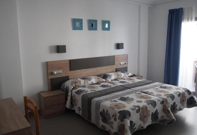 بنسيون Hostal El Trovador