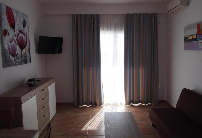 بنسيون Hostal El Trovador