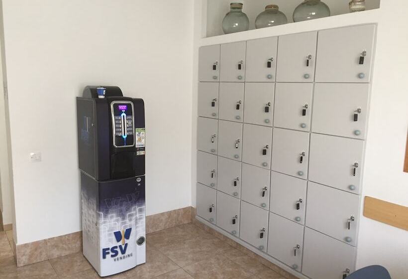 ペンション Hostal Residencia Cardona