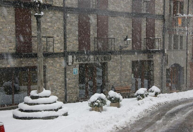 بنسيون Pensio La Creu