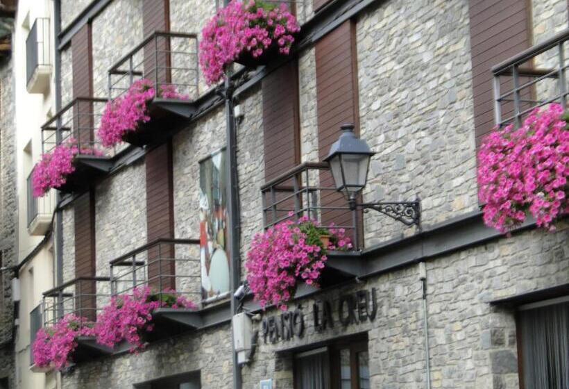 بنسيون Pensio La Creu