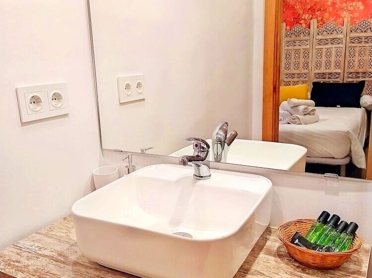 H A Aparthotel Hotel Quo