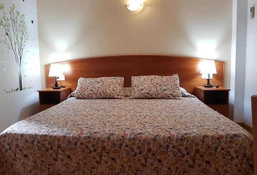 Hostal Mary  Only Adults 21 And Up