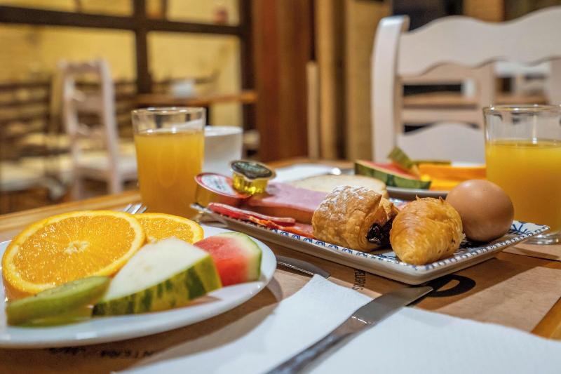 مسافرخانه Yit Puerta Bisagra