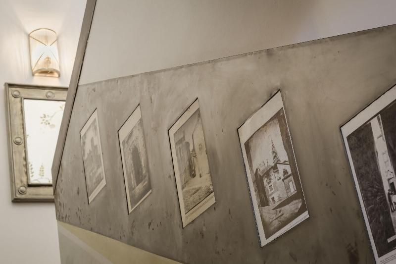 مسافرخانه Yit Puerta Bisagra