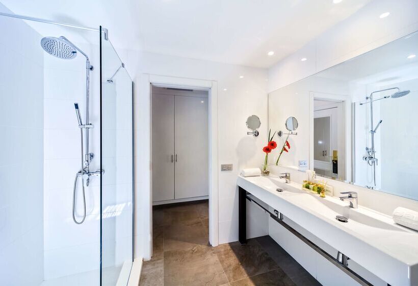 ホテル Barcelo Corralejo Bay  Adults Only