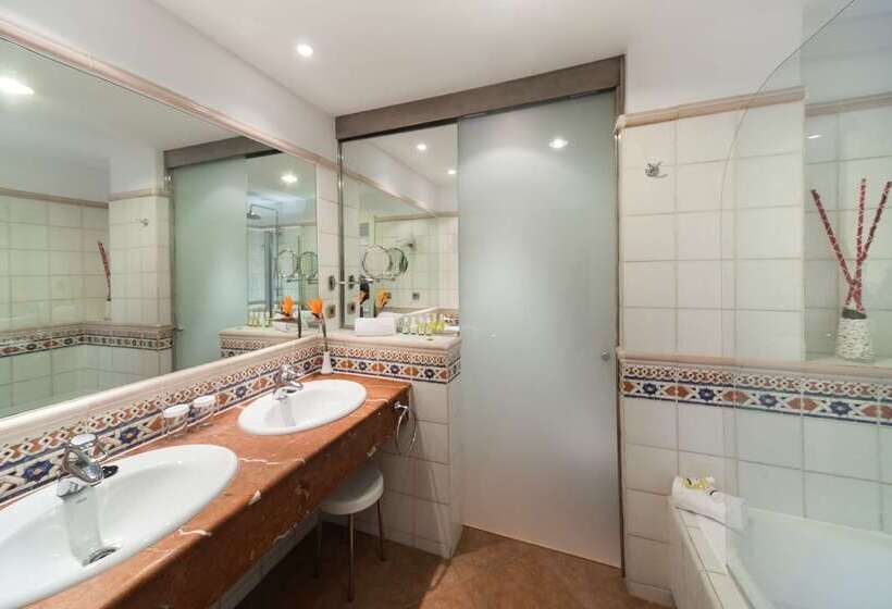 ホテル Barcelo Corralejo Bay  Adults Only