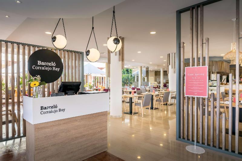 ホテル Barcelo Corralejo Bay  Adults Only