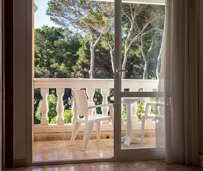 Отель Canyamel Classic - Adults Only