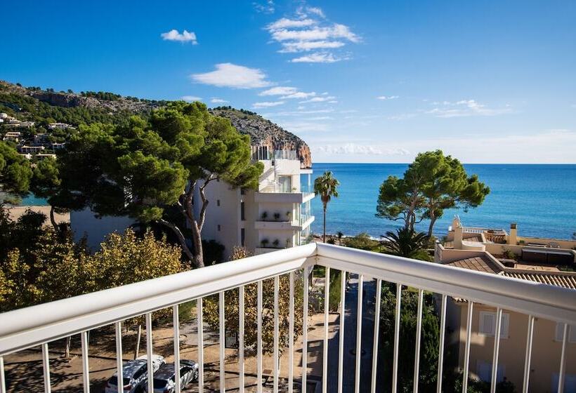 Отель Canyamel Classic - Adults Only