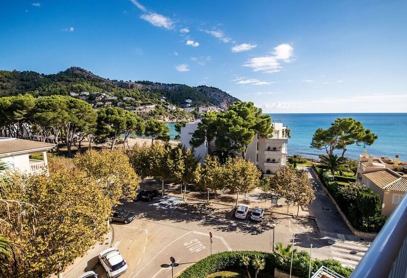 Отель Canyamel Classic - Adults Only