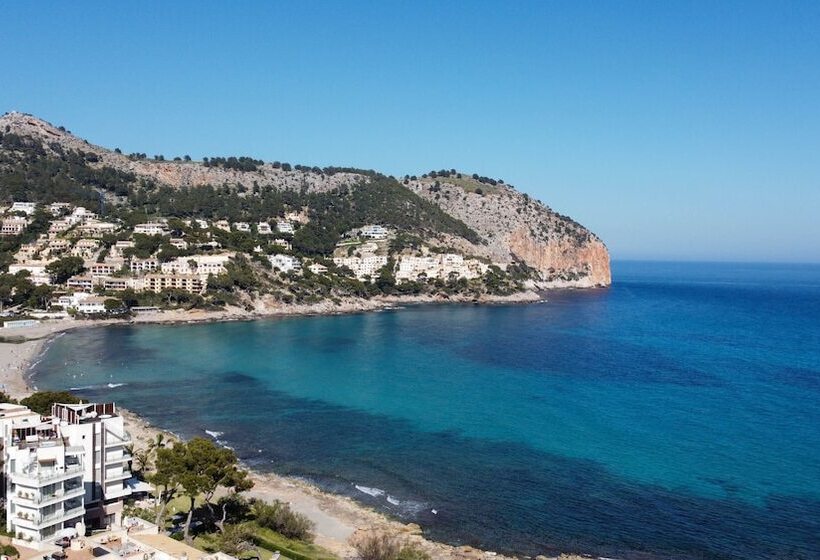 Отель Canyamel Classic - Adults Only