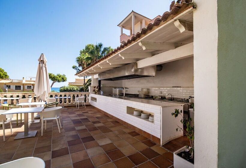 Отель Canyamel Classic - Adults Only