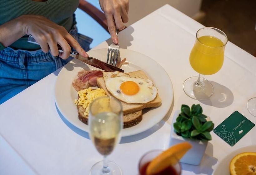 Отель Canyamel Classic - Adults Only