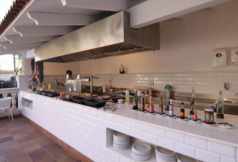 Отель Canyamel Classic - Adults Only