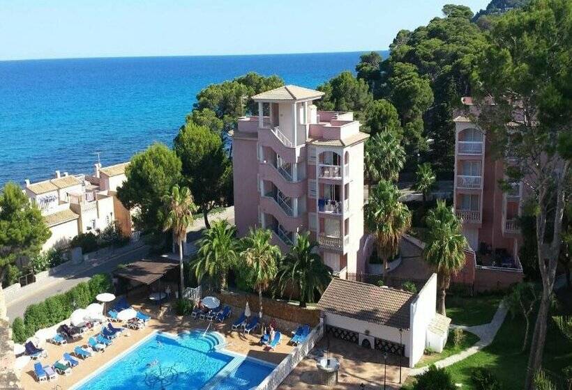 Отель Canyamel Classic - Adults Only