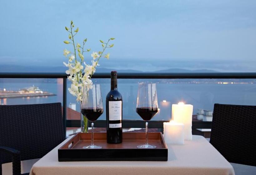 هتل Carlos I Silgar