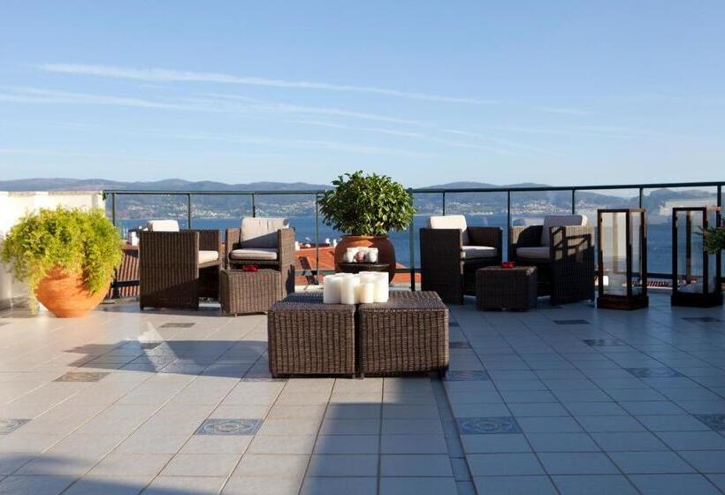 ホテル Carlos I Silgar