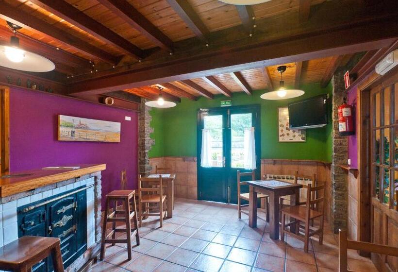 هتل Costa De Rodiles