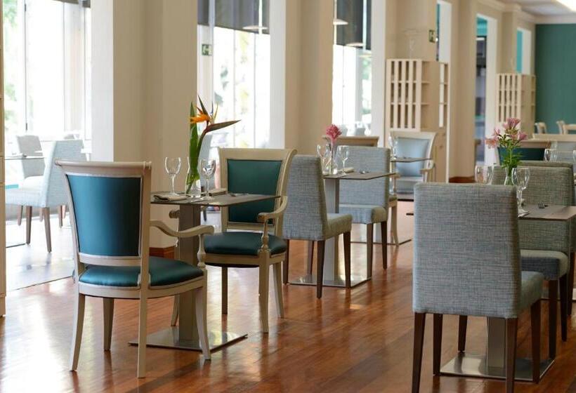 Отель Escuela Santa Brigida