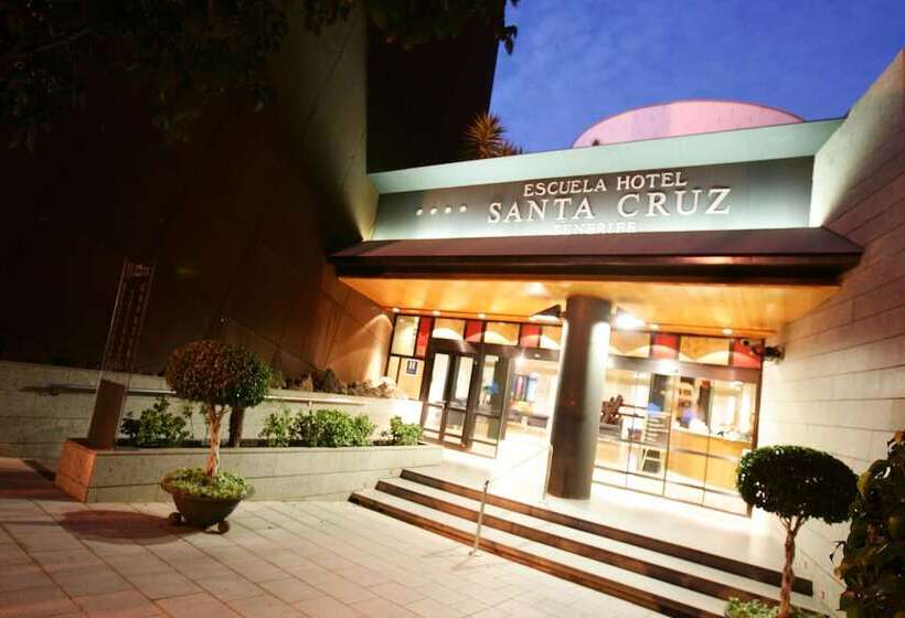 Отель Escuela Santa Cruz