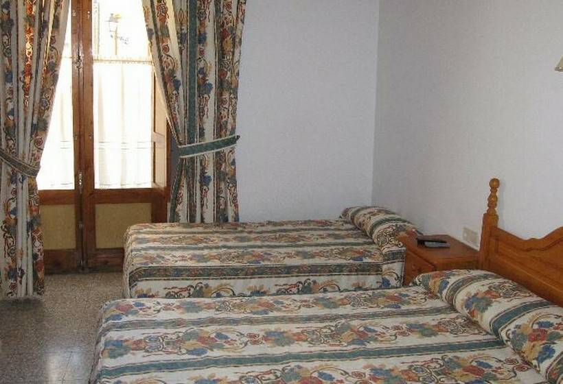 酒店 Fonda Agustí