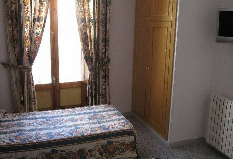 酒店 Fonda Agustí