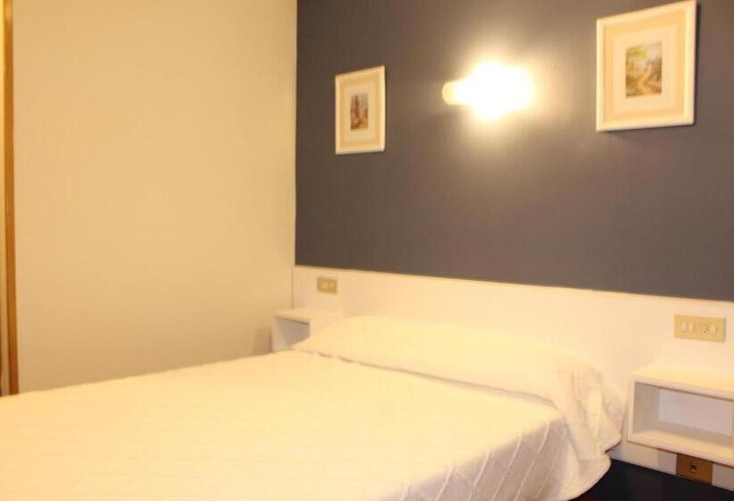 ホテル Fuente La Plata   La Eria