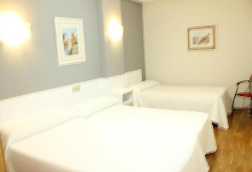 ホテル Fuente La Plata   La Eria