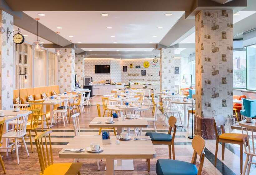 هتل Guadalajara & Conference Center Affiliated by Melia