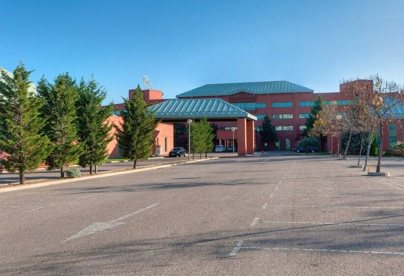 فندق Guadalajara & Conference Center Affiliated by Melia