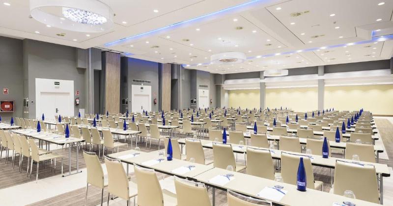 فندق Guadalajara & Conference Center Affiliated by Melia