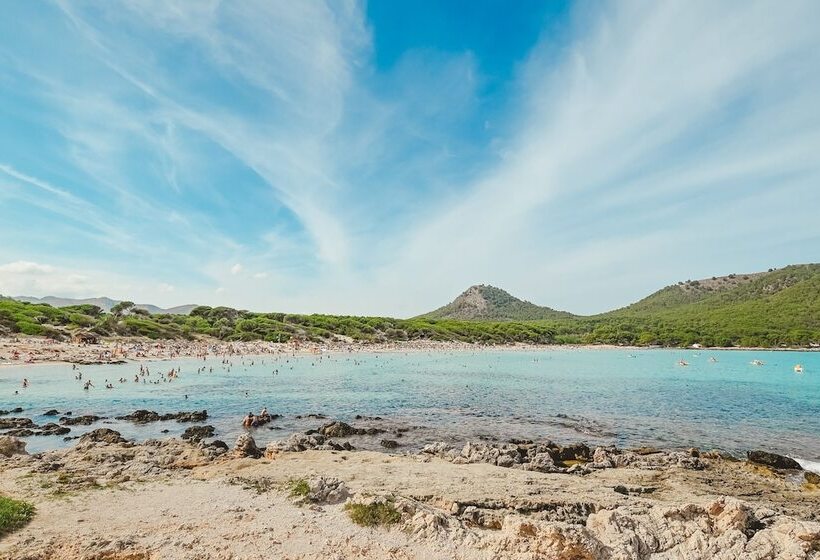 Отель Guya Wave