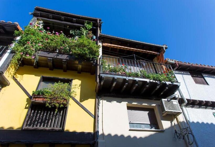 هتل Valle Del Jerte