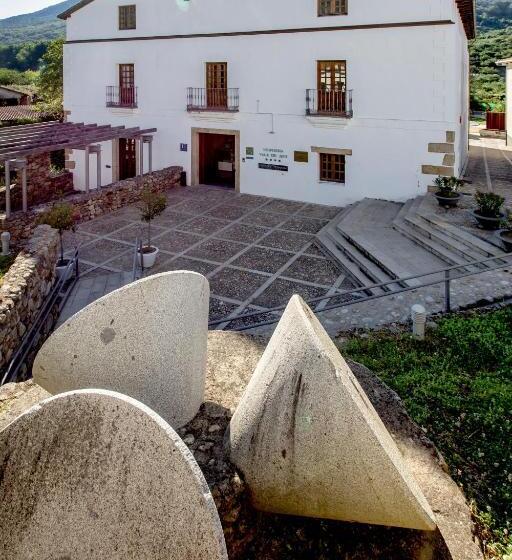 هتل Valle Del Jerte
